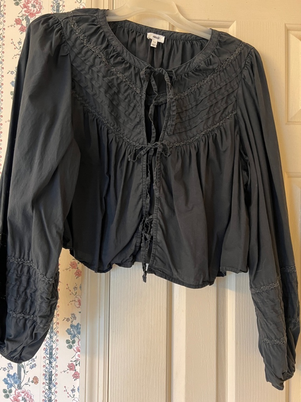 Aerie women’s black tie top size L - Picture 3 of 4
